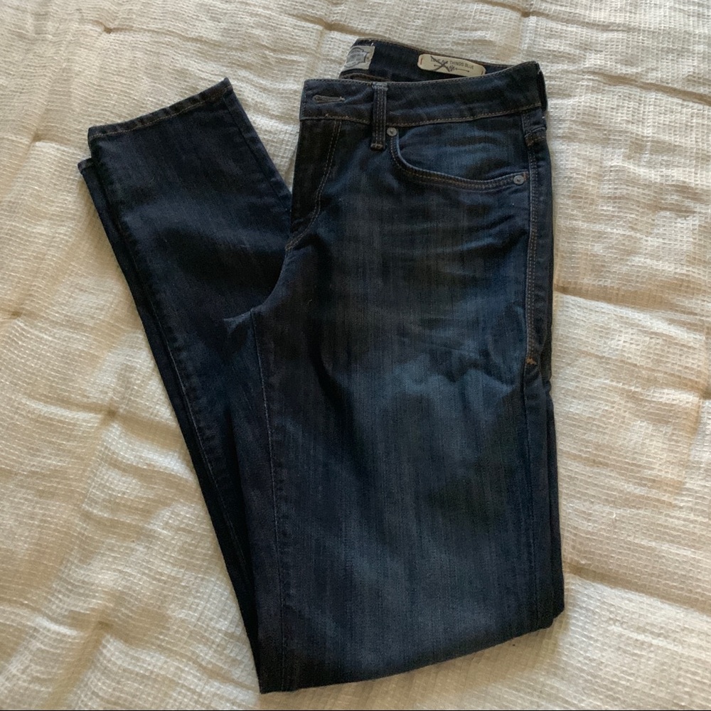 NWT MAVI ALexa  skinny jeans never worn but need new zipper . Dark wash